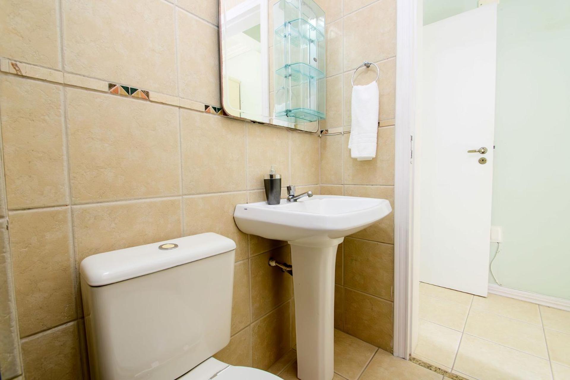 Apartamento Aconchego No Centro De Balneario Gb0782 *